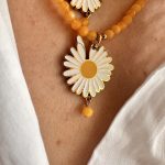 Κίτρινο κολιέ με μαργαρίτα