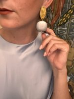 Leaf Gold earrings - Image 3