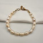 Classic Pearl Bracelet