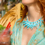 Statement Κολιέ με Τυρκουάζ Κοράλλι και Χαολίτη