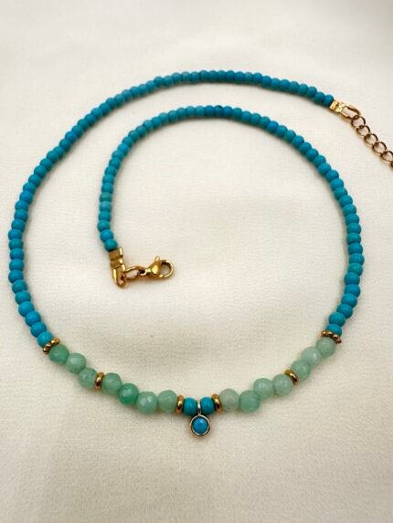 Noa Minimal necklace light blue -chaolite/agate