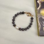 Scarlet agate bracelet Grey -Βραχιολι πέτρα αχάτης-μαργαριτάρι γκρι