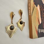 Golden Mirage-Σκουλαρίκια  ατσάλινα σε σχήμα ακτίνας