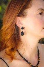 Midnight drops zirgon earrings-Σκουλαρίκια σκαλιστά σταγόνα - Image 6