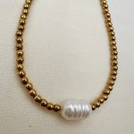 Petite hematite necklace Elise -Κομψο κολιέ αιματίτη με μαργαριτάρι