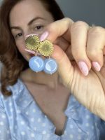 Round Jade earrings light blue - Image 2