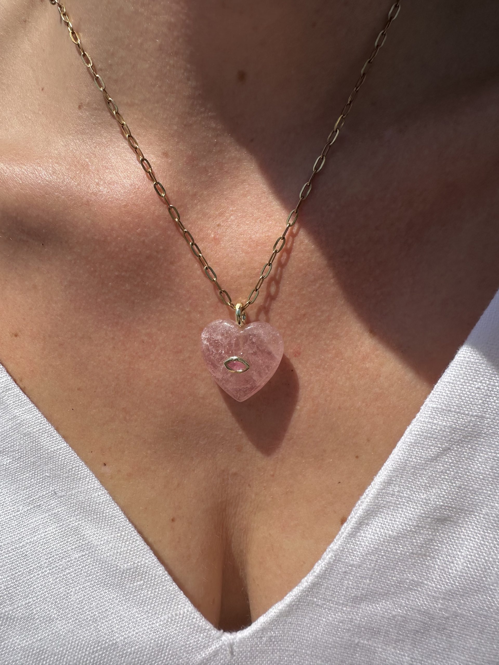 1782911570280918 Eclat Pink Heart Long Chain-Καρδιά χαλαζία μακριά αλυσίδα - Image 1
