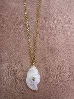Conch White  Necklace Classic Chain